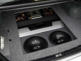 AUDIO BMW　トランク 写真